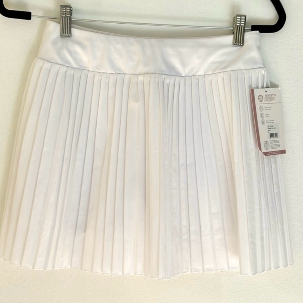 White Pleated Golf Skort, NWT